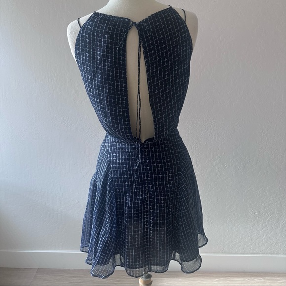 Greylin Viviana Keyhole Dress - Picture 6 of 6